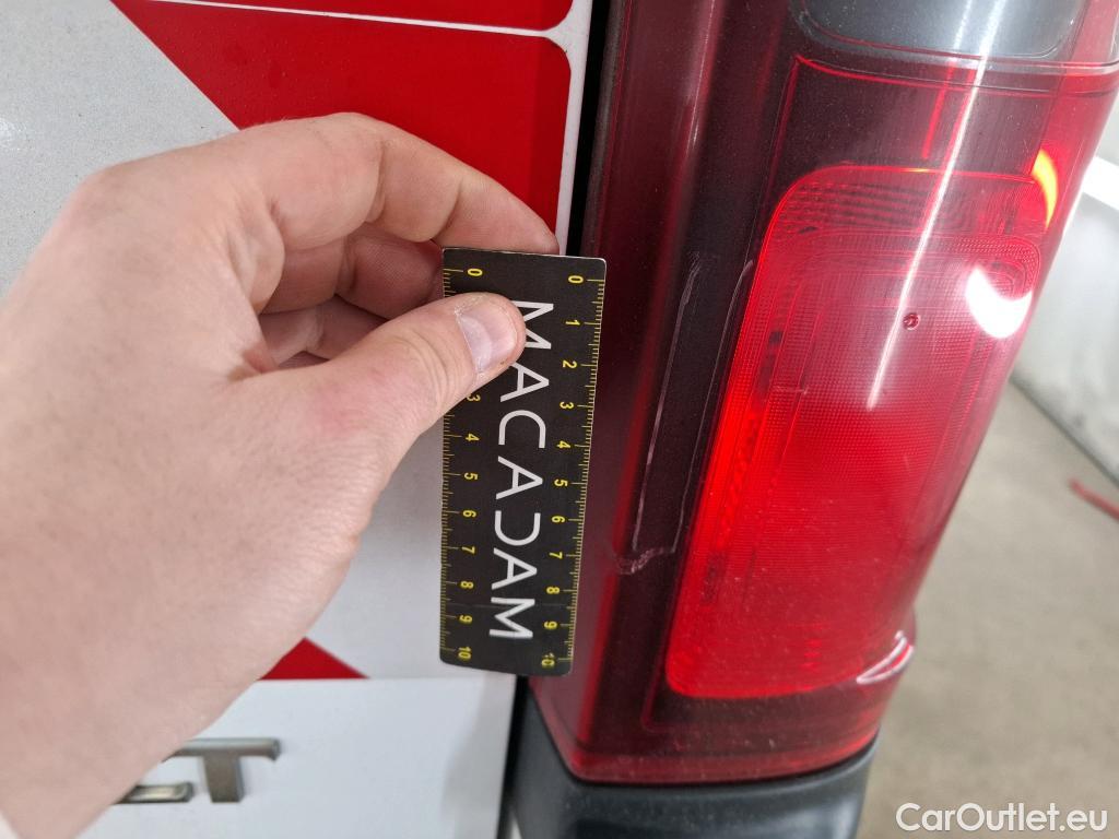  Renault  Trafic RENAULT  / 2019 / 4P / Fourgon tole FG GCF L1H1 1200 dCi 120 #10