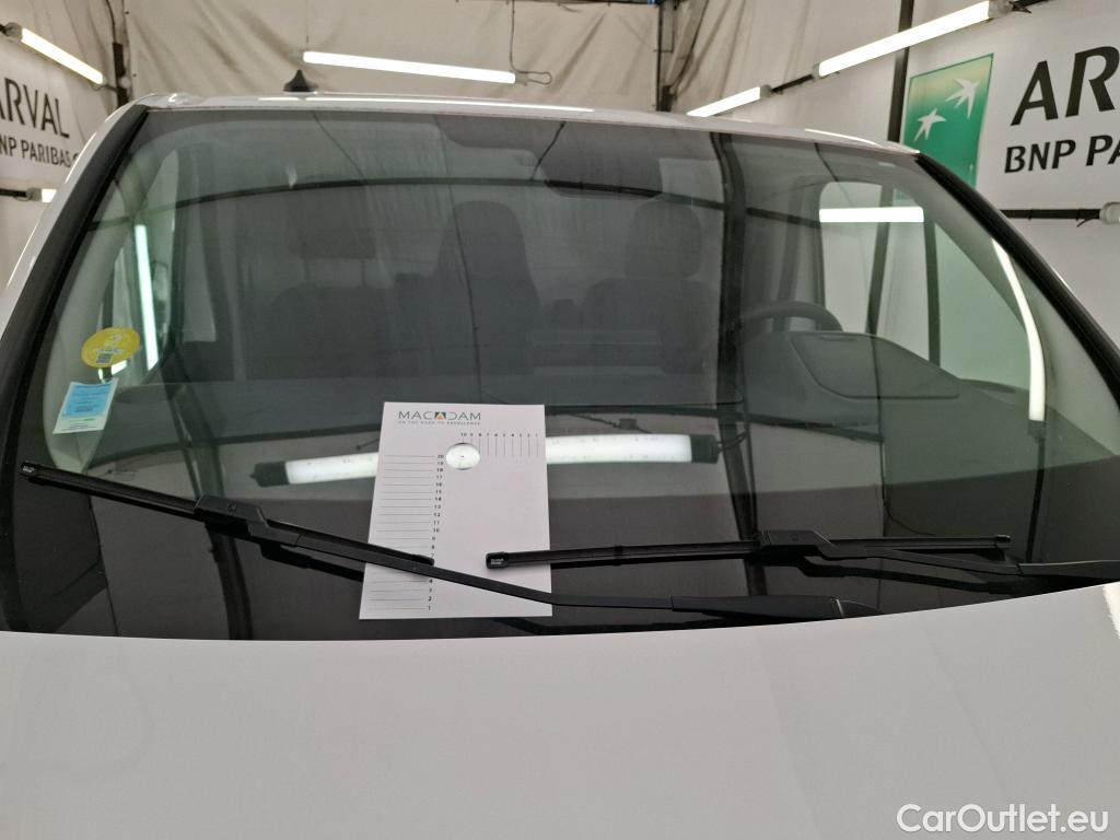  Renault  Trafic  Fourgon L2H1 3T Grand Confort 2.0 dCi 130CV BVM6 E6d #44