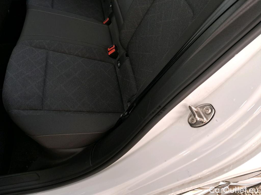  Volkswagen  Golf  VOLKSWAGEN / 2020 / 5P / Berline 1.0 TSI OPF 110 BVM6 Life #1