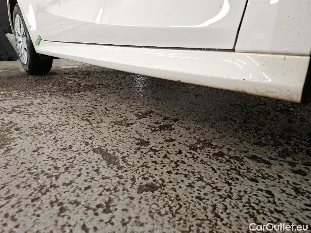  Toyota  Yaris TOYOTA  Hybride Affaires / 2019 / 5P / Berline / VU 1.5 Hybride 116h Dynamic Business Affair #14