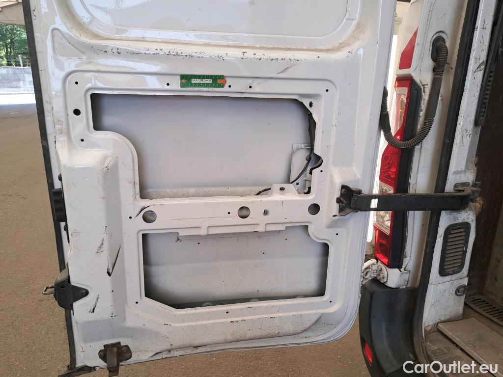  Nissan  NV400  L3H2 3500 Business 2.3 DCI TT 165 S/S / Batterie HS #64