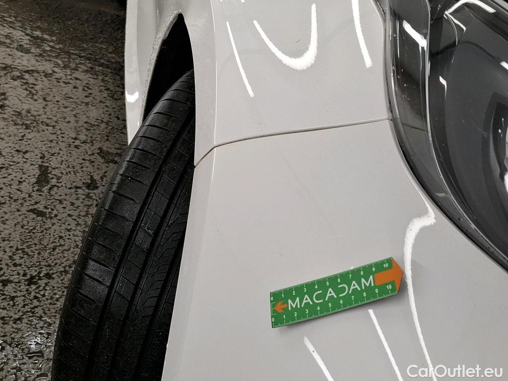  Toyota  Yaris TOYOTA  Hybride Affaires / 2019 / 5P / Berline / VU 1.5 Hybride 116h Dynamic Business Affair #4