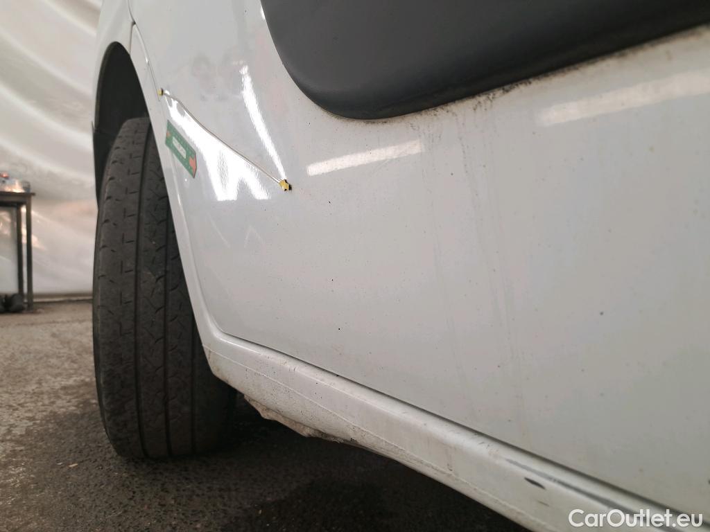  Nissan  NV400  L3H2 3500 Business 2.3 DCI TT 165 S/S / Batterie HS #30