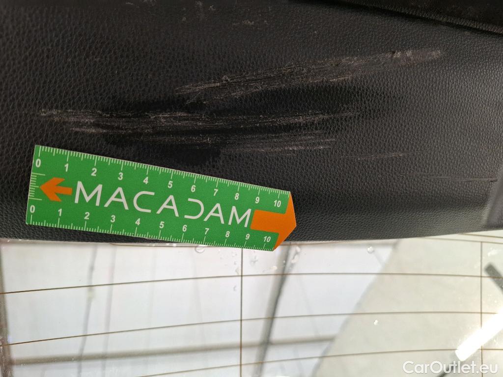  Toyota  Yaris TOYOTA  Hybride Affaires / 2019 / 5P / Berline / VU 1.5 Hybride 116h Dynamic Business Affair #20