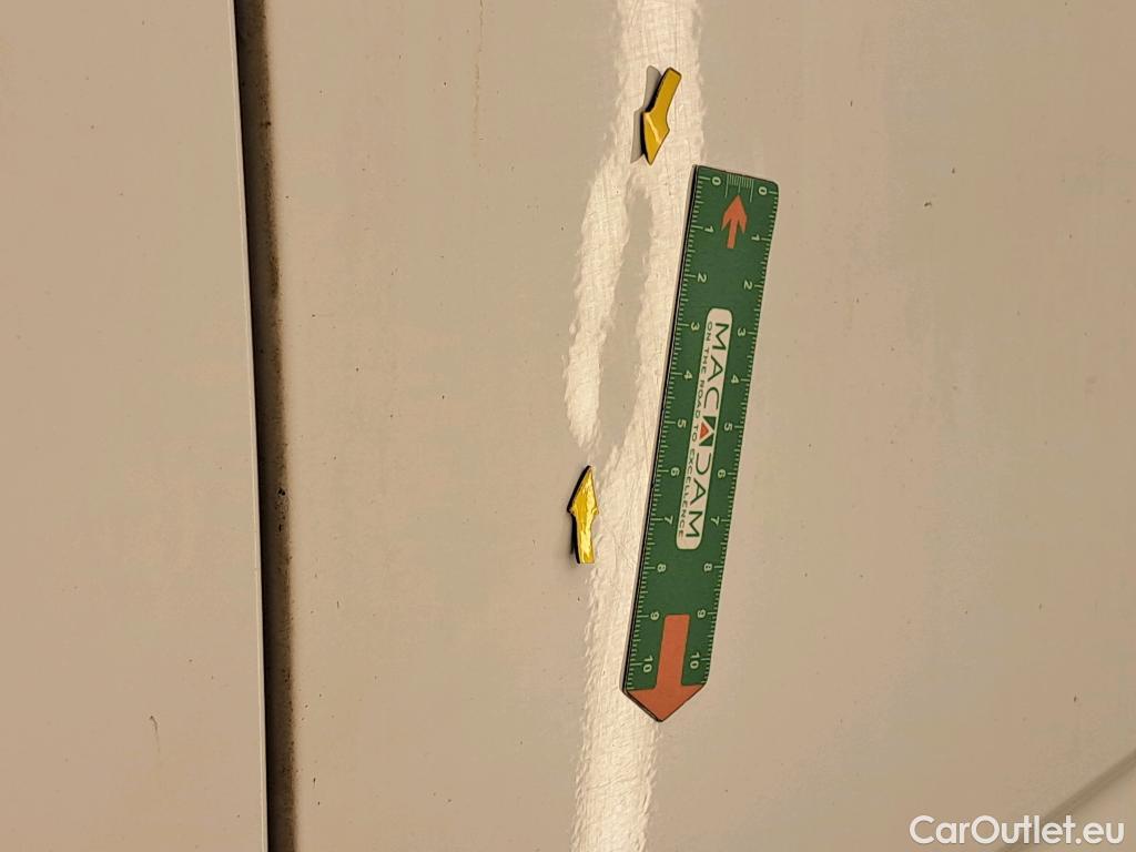  Nissan  NV400  L3H2 3500 Business 2.3 DCI TT 165 S/S / Batterie HS #67