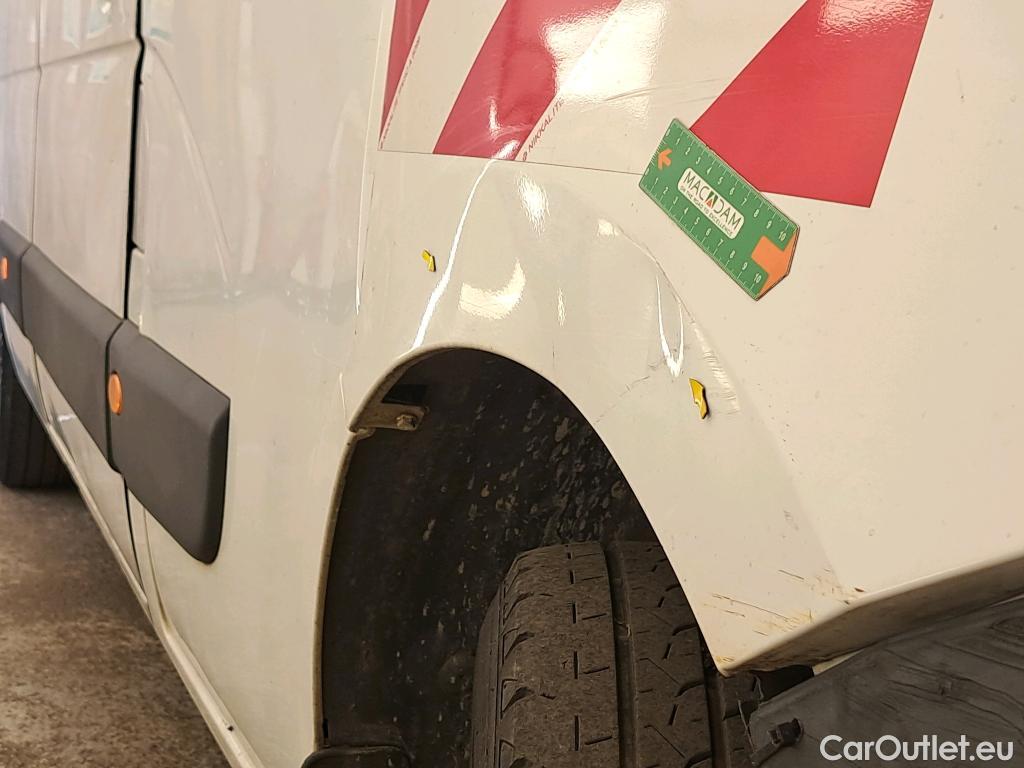  Nissan  NV400  L3H2 3500 Business 2.3 DCI TT 165 S/S / Batterie HS #27