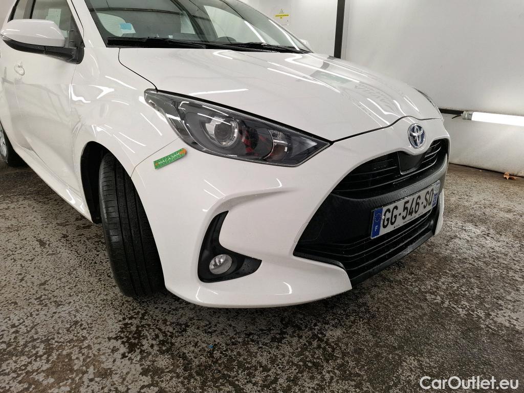  Toyota  Yaris TOYOTA  Hybride Affaires / 2019 / 5P / Berline / VU 1.5 Hybride 116h Dynamic Business Affair #3