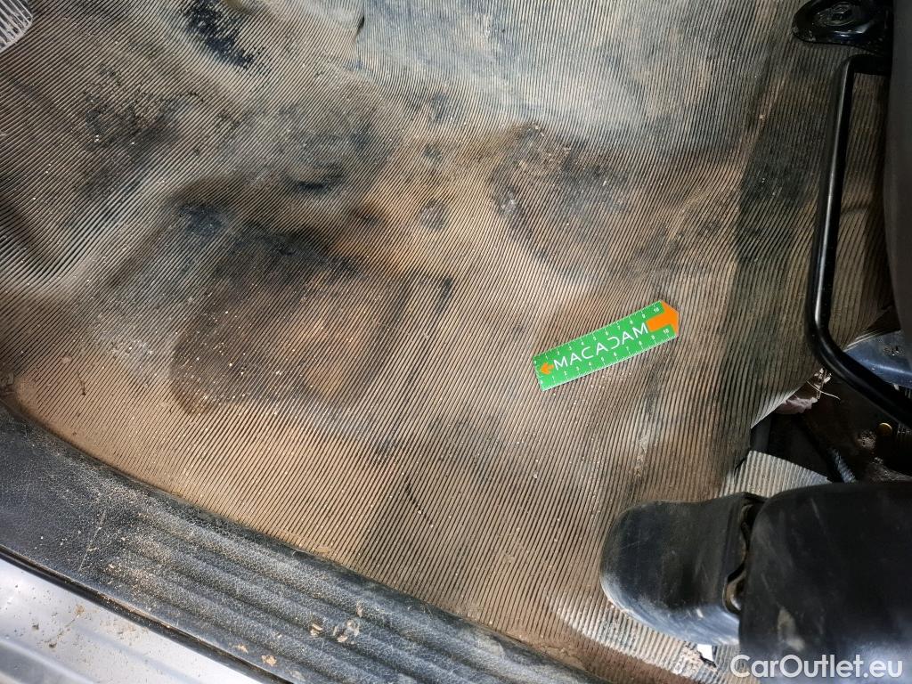  Nissan  Navara NISSAN  / 2015 / 4P / Pick-up King-Cab 2.3 dCi 160 N-CONNECTA #14