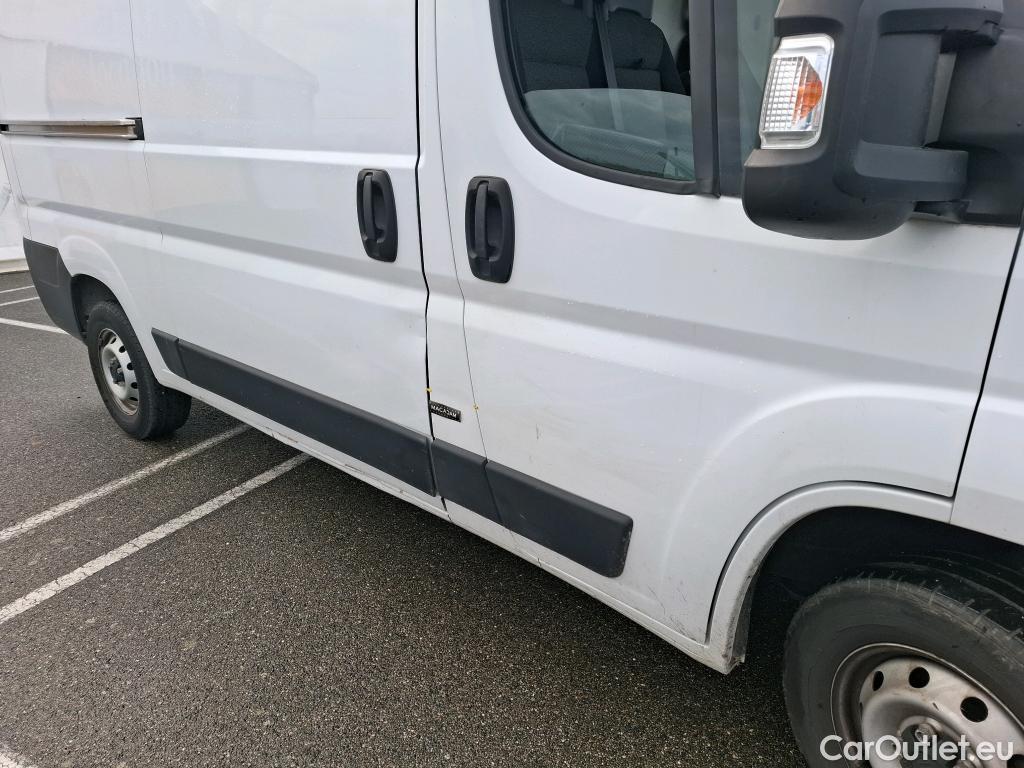  Fiat  Ducato FIAT  2014 4P Fourgon tôlé 30 M H2 23 Multijet 120 Pack Pro Nav #23