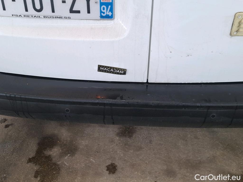  Citroen  Jumpy CITROEN  / 2016 / 4P / Fourgon tôlé M BlueHDi 120 S&S BVM6 (300 Nm) Driver #2