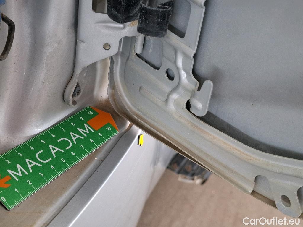  Nissan  Navara NISSAN  / 2015 / 4P / Pick-up King-Cab 2.3 dCi 160 N-CONNECTA #83