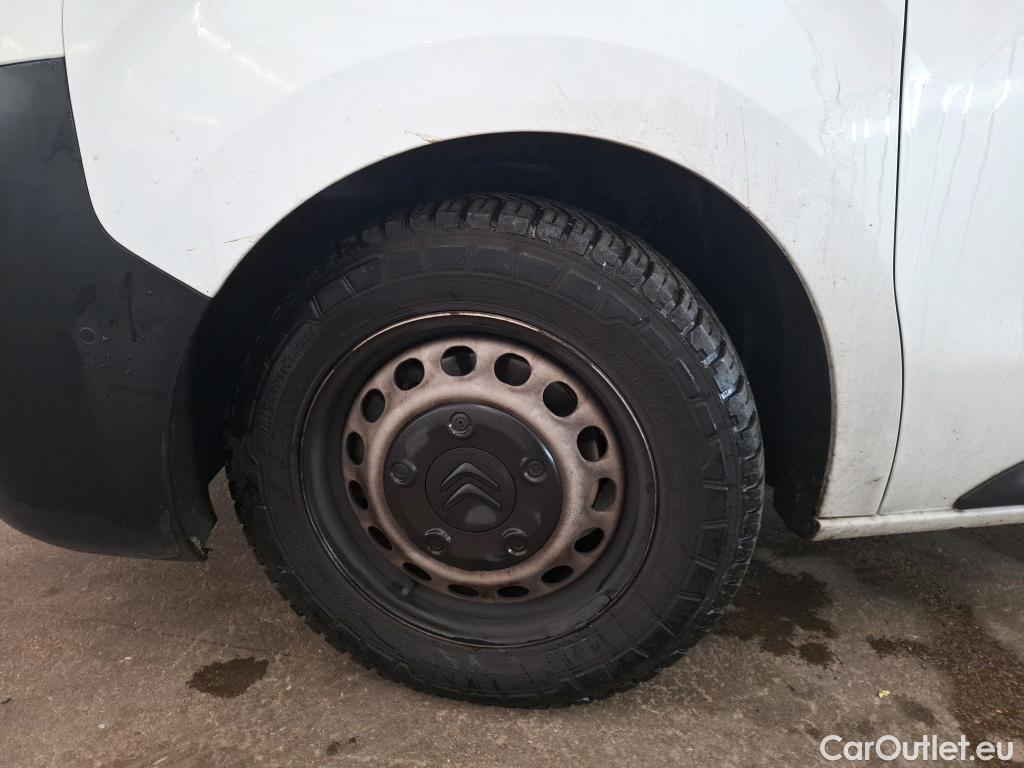  Citroen  Jumpy CITROEN  / 2016 / 4P / Fourgon tôlé M BlueHDi 120 S&S BVM6 (300 Nm) Driver #25