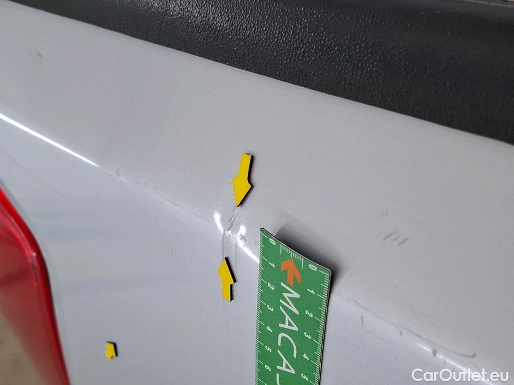  Nissan  Navara NISSAN  / 2015 / 4P / Pick-up King-Cab 2.3 dCi 160 N-CONNECTA #36