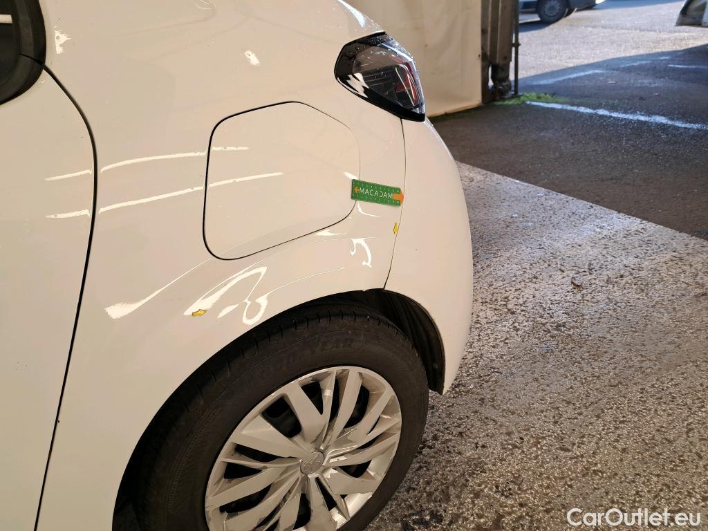  Peugeot  208  Premium 1.5 HDi 100CV BVM6 E6d #3