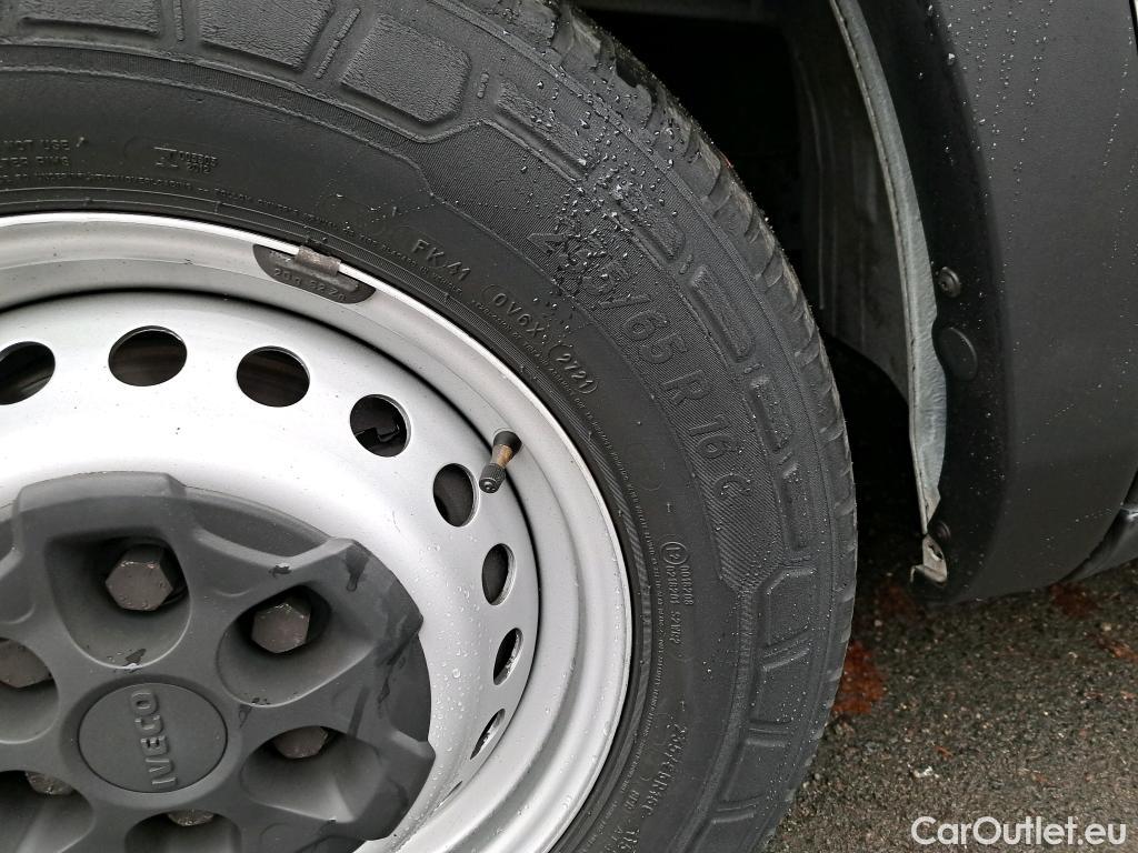  Iveco  Daily IVECO  VU 4p Fourgon 35S14GA8 V/P11 H2 3520 #24