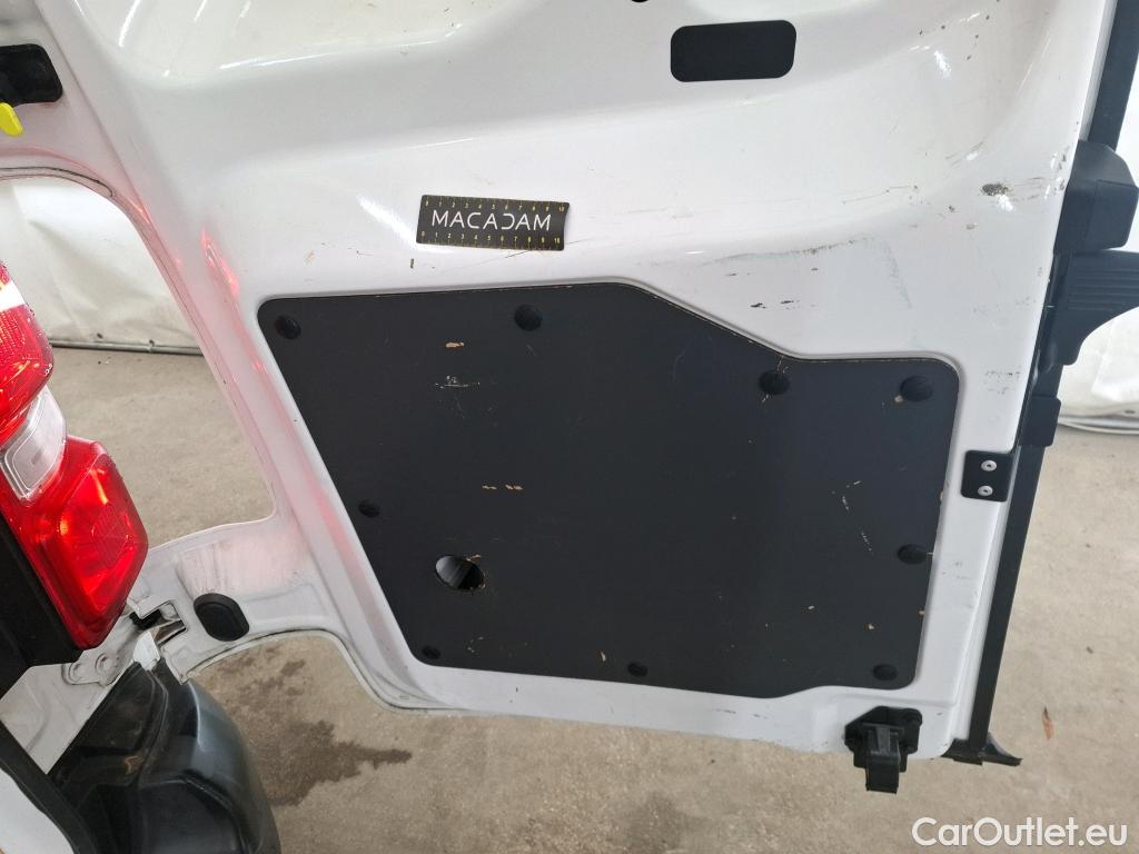  Citroen  Jumpy CITROEN  / 2016 / 4P / Fourgon tôlé M BlueHDi 120 S&S BVM6 (300 Nm) Driver #31