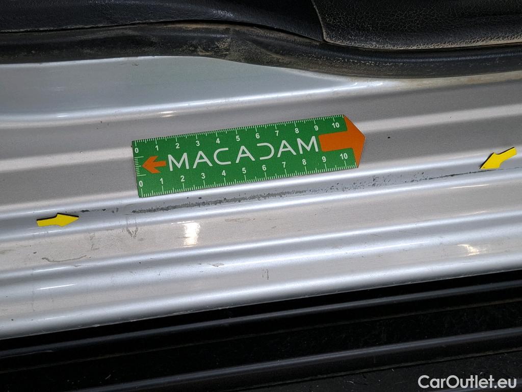  Nissan  Navara NISSAN  / 2015 / 4P / Pick-up King-Cab 2.3 dCi 160 N-CONNECTA #108