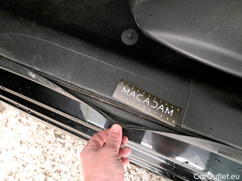  Peugeot  208  Affaire Premium Pack 1.5 HDi 100CV BVM5 E6dT #3