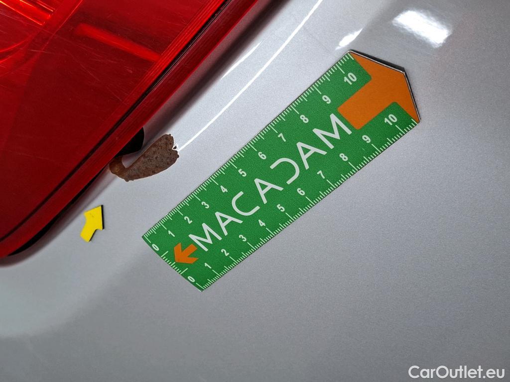  Nissan  Navara NISSAN  / 2015 / 4P / Pick-up King-Cab 2.3 dCi 160 N-CONNECTA #37