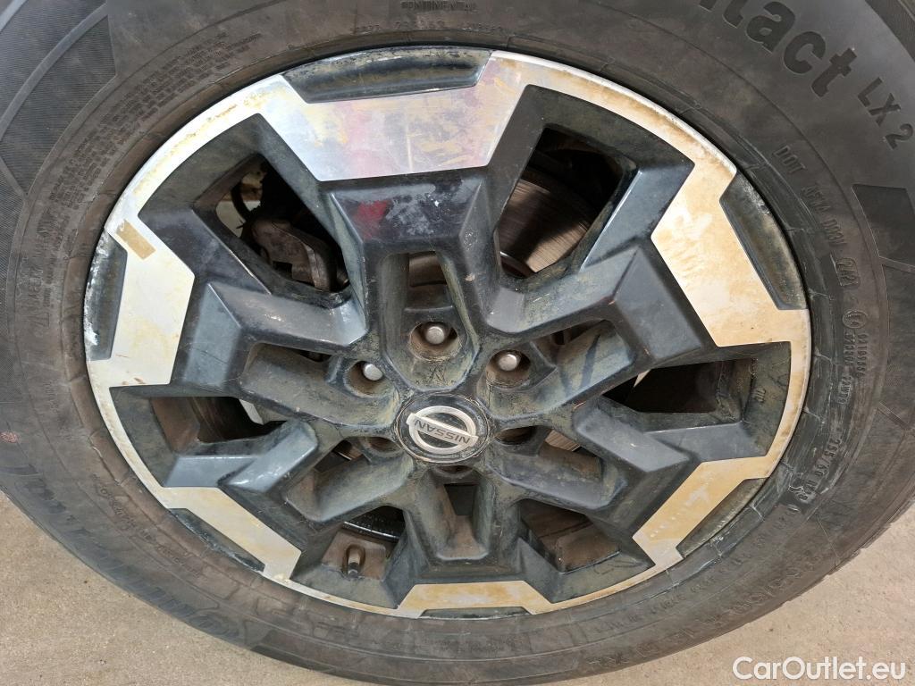  Nissan  Navara NISSAN  / 2015 / 4P / Pick-up King-Cab 2.3 dCi 160 N-CONNECTA #115