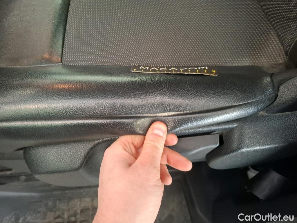  Citroen  Jumpy CITROEN  / 2016 / 4P / Fourgon tôlé M BlueHDi 120 S&S BVM6 (300 Nm) Driver #29