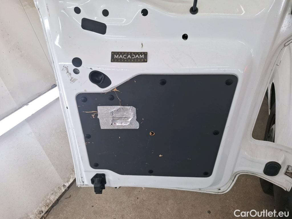  Citroen  Jumpy CITROEN  / 2016 / 4P / Fourgon tôlé M BlueHDi 120 S&S BVM6 (300 Nm) Driver #34