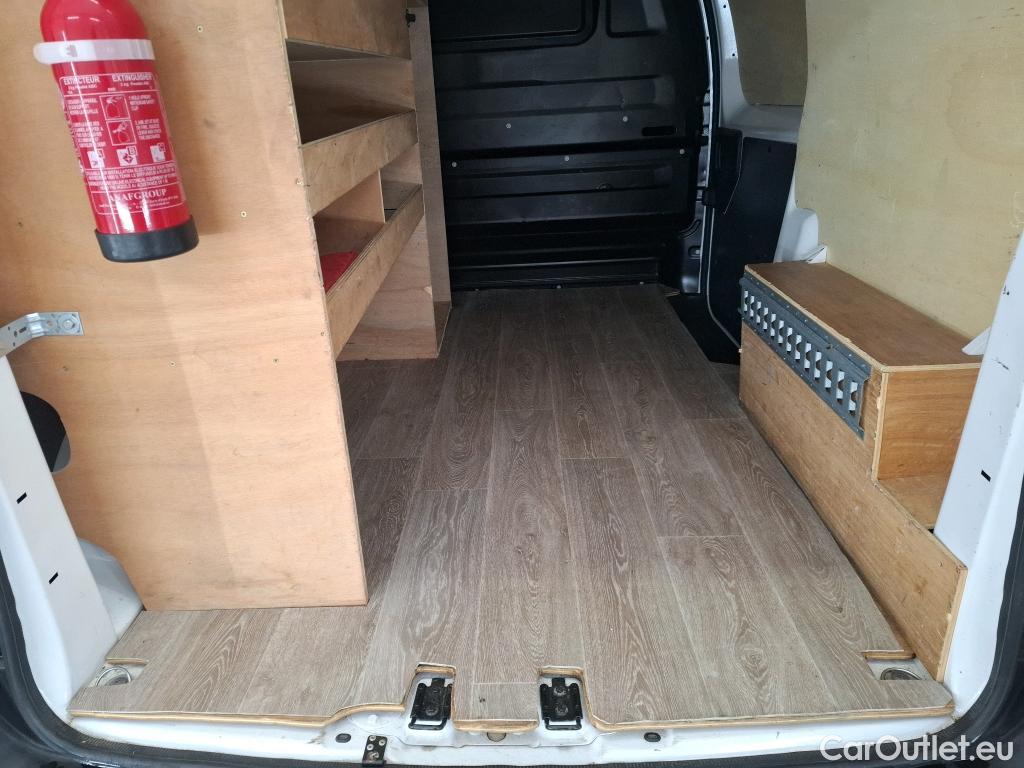  Citroen  Jumpy CITROEN  / 2016 / 4P / Fourgon tôlé M BlueHDi 120 S&S BVM6 (300 Nm) Driver #37