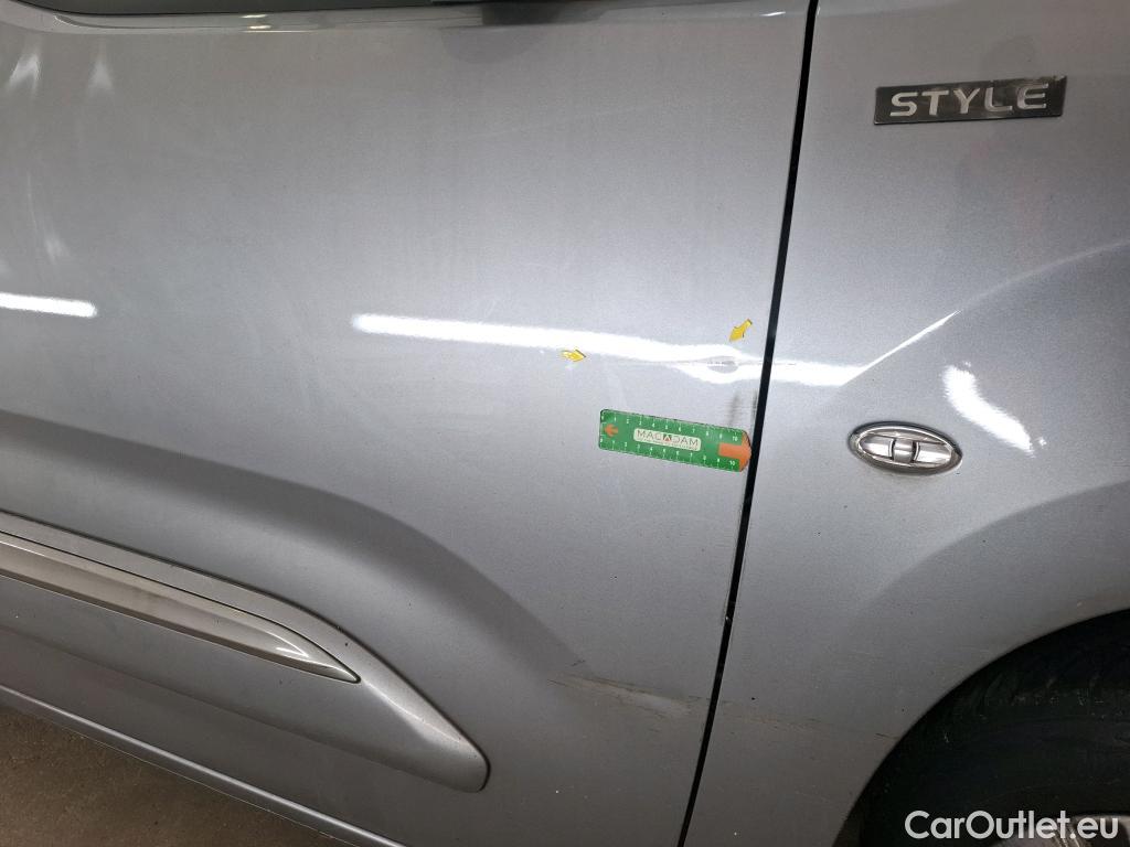  Toyota  Proace TOYOTA  City / 2019 / 4P / Fourgonnette 1.5 MEDIUM 100 D-4D STYLE #21