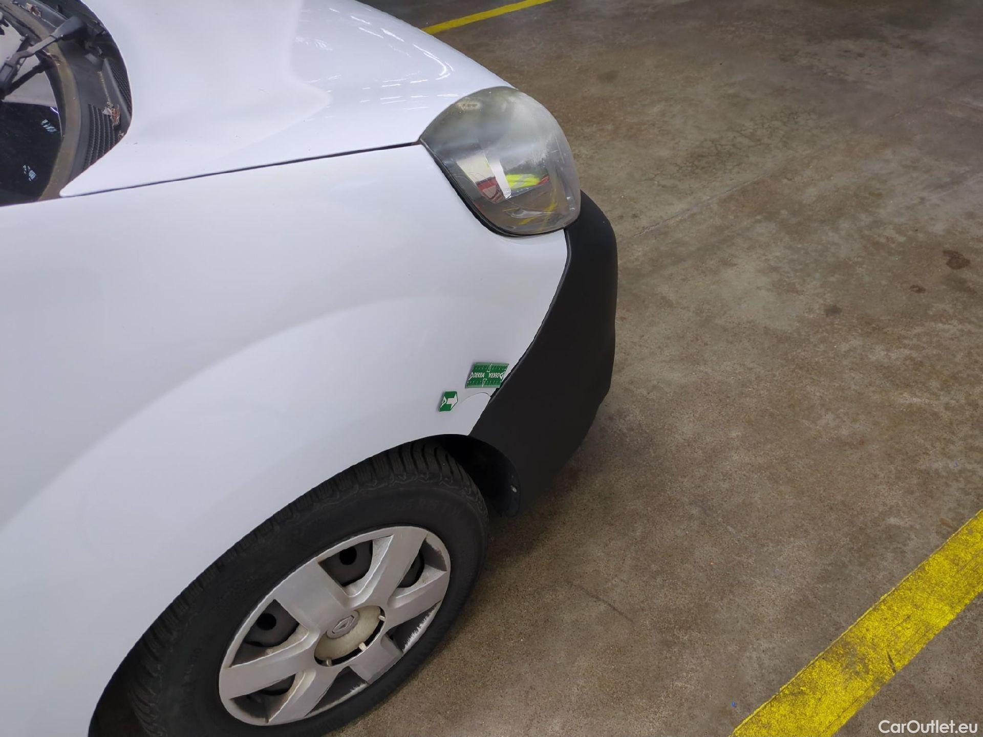  Renault  Kangoo  II Express Extra (Série Spéciale) 1.5 dCi 110CV BVA6 E6 #37