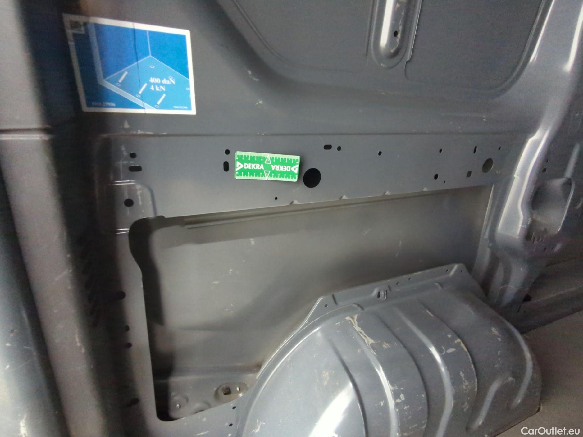  Renault  Trafic RENAULT  / 2021 / 4P / Fourgon tôlé FG GCF L1H1 3T Blue dCi 150 EDC #6