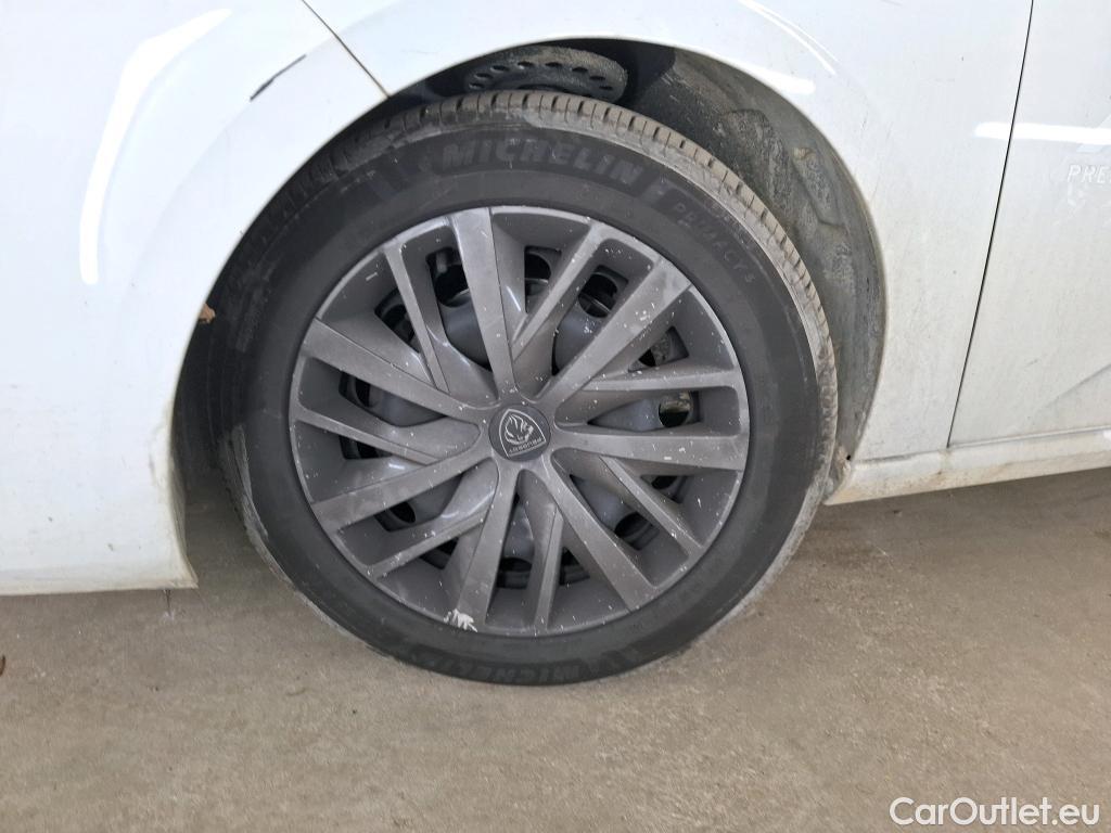  Peugeot  308  Active Pack 1.2 PureTech 110CV BVM6 E6d / TRANSFO VP/VF #40