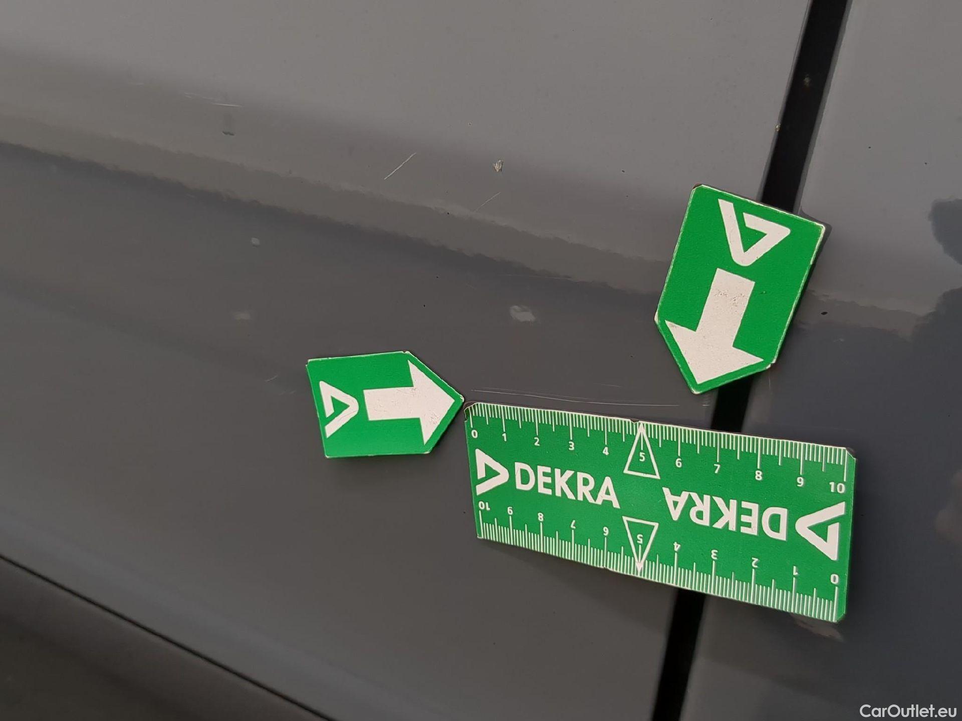  Renault  Trafic RENAULT  / 2021 / 4P / Fourgon tôlé FG GCF L1H1 3T Blue dCi 150 EDC #24