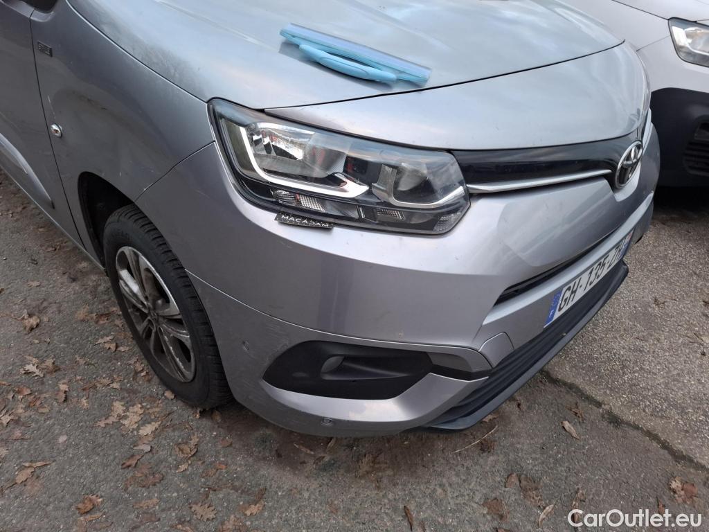  Toyota  Proace TOYOTA  City / 2019 / 4P / Fourgonnette 1.5 MEDIUM 100 D-4D STYLE #47