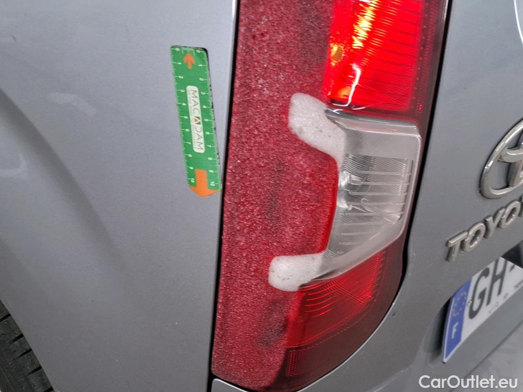  Toyota  Proace TOYOTA  City / 2019 / 4P / Fourgonnette 1.5 MEDIUM 100 D-4D STYLE #52