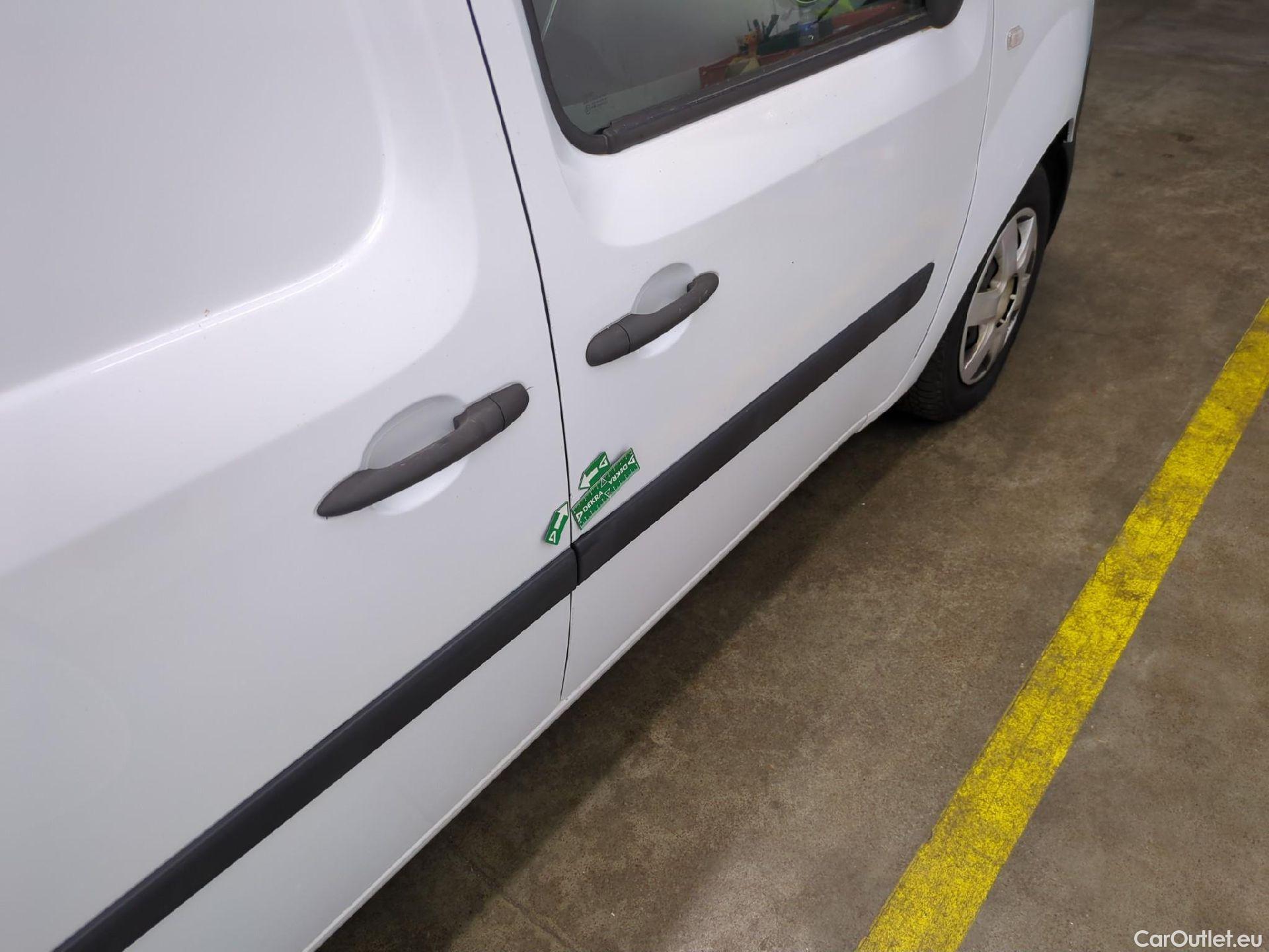  Renault  Kangoo  II Express Extra (Série Spéciale) 1.5 dCi 110CV BVA6 E6 #33