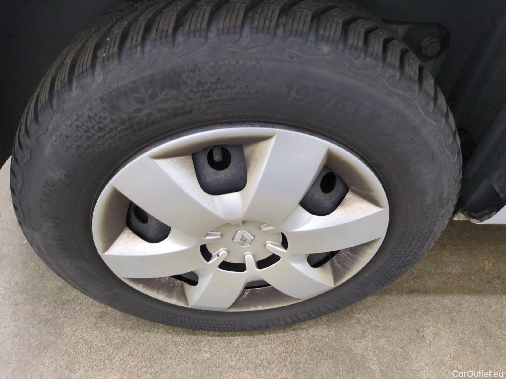  Renault  Kangoo  II Express Extra (Série Spéciale) 1.5 dCi 110CV BVA6 E6 #30