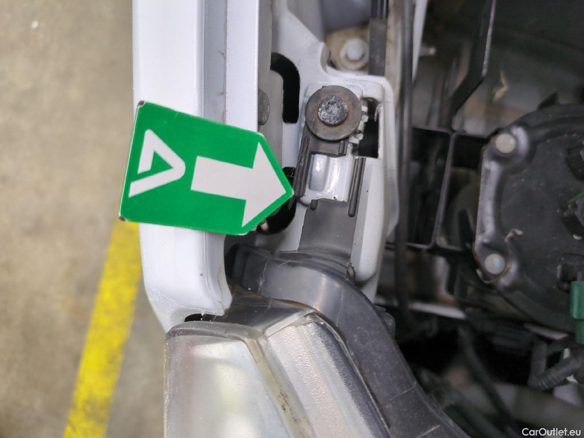  Renault  Kangoo  II Express Extra (Série Spéciale) 1.5 dCi 110CV BVA6 E6 #40