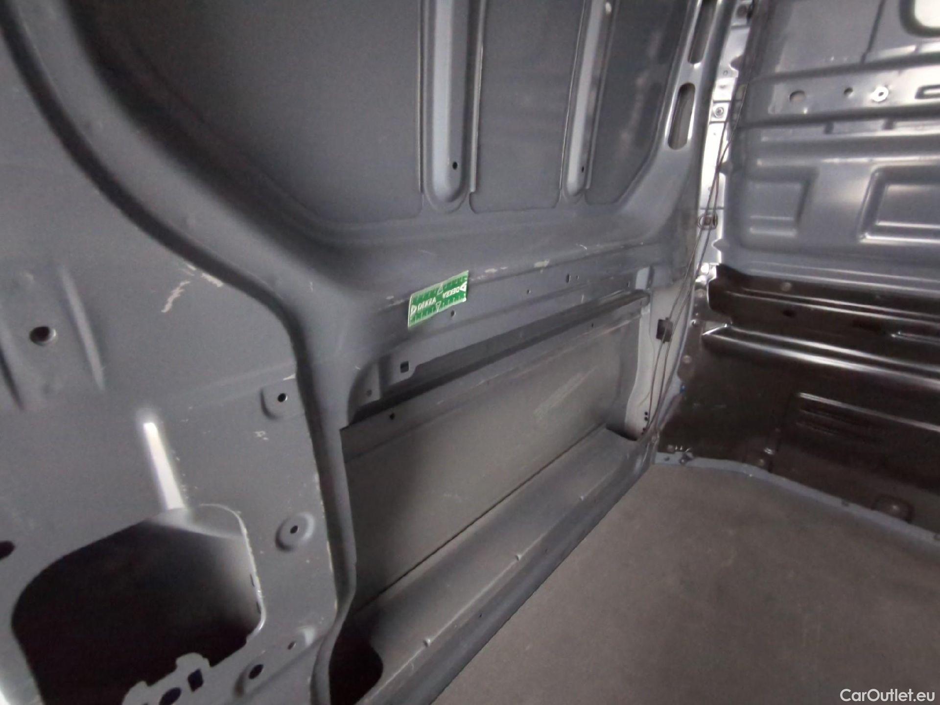  Renault  Trafic RENAULT  / 2021 / 4P / Fourgon tôlé FG GCF L1H1 3T Blue dCi 150 EDC #9