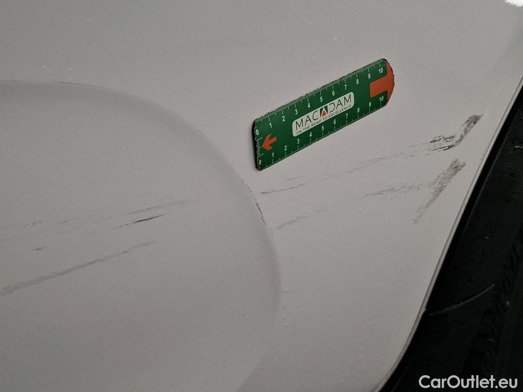  Citroen  C3 CITROEN  / 2016 / 5P / Berline PureTech 82 S&S BVM Feel Business #3