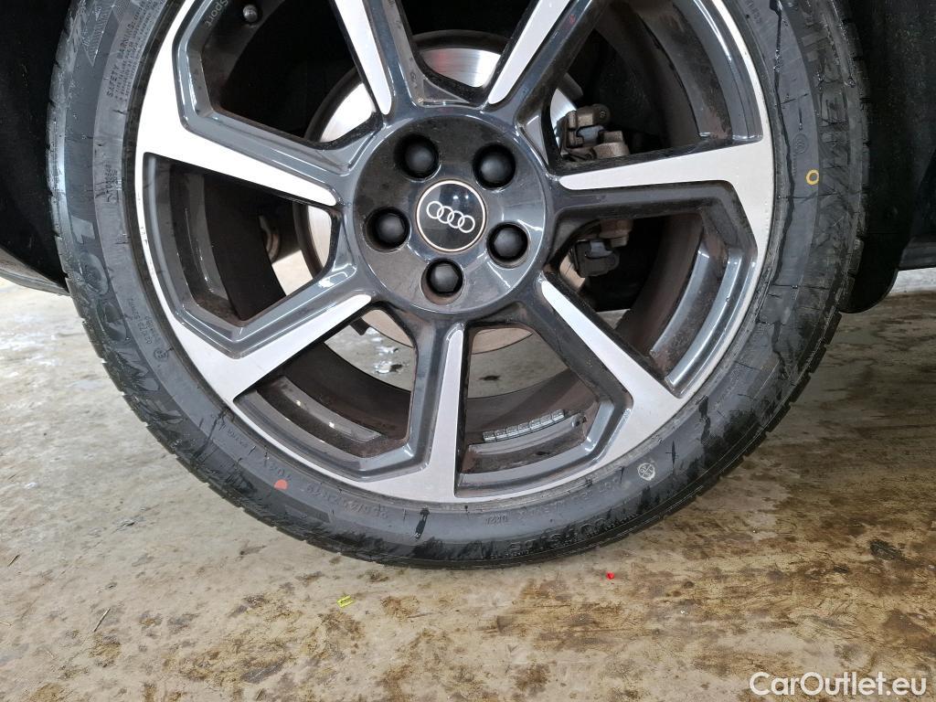  Audi  Q3 AUDI  Sportback / 2019 / 5P / SUV 35 TFSI 150 MHEV S Tronic 7 S EDITION(SL) #17