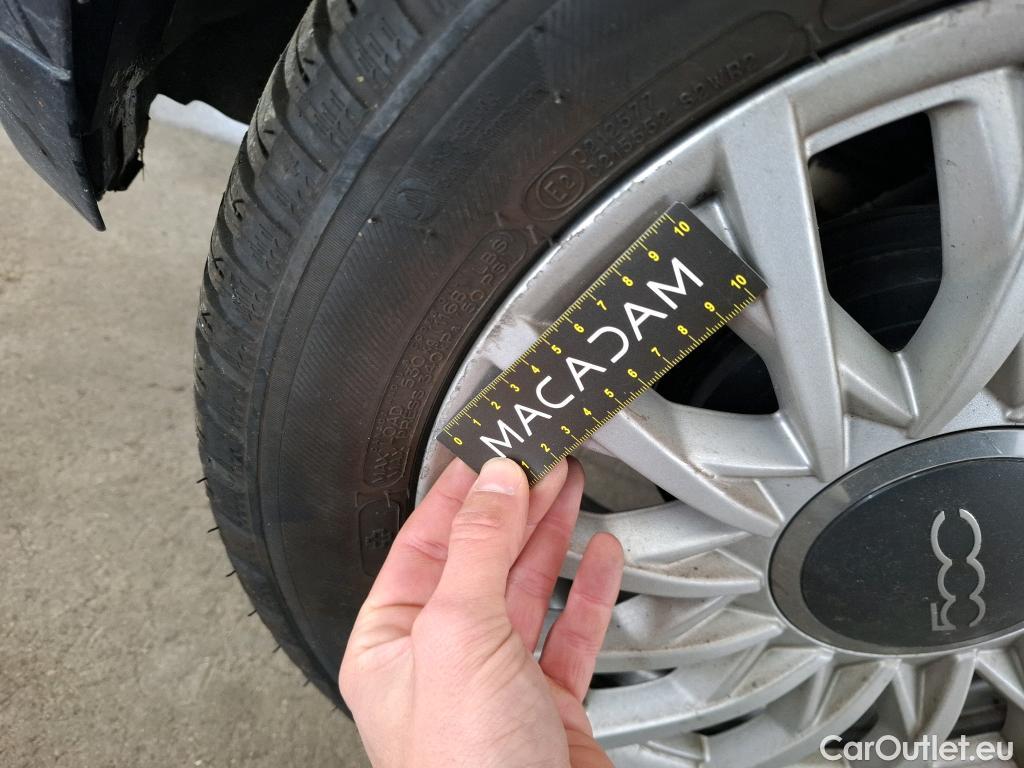  Fiat  500 FIAT   2015  3P  Berline Hybrid 10 BSG 70 ch Dolcevita #33