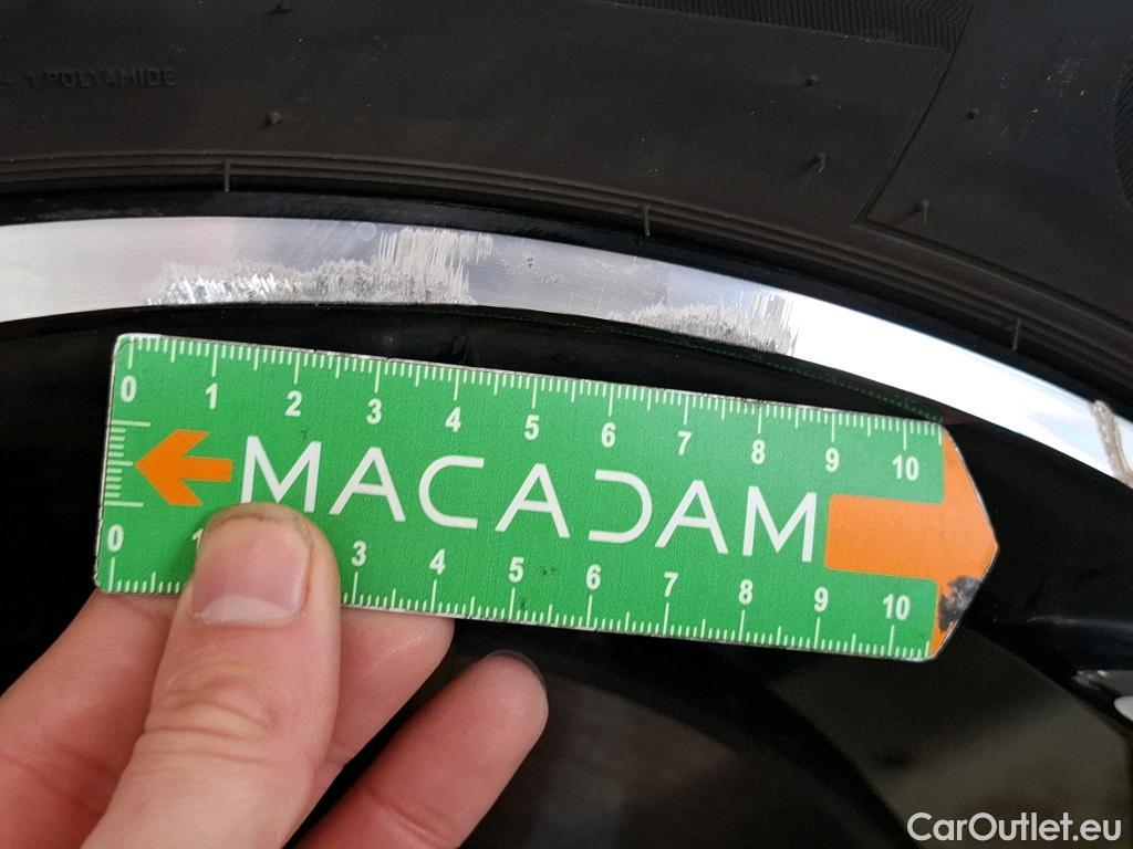  DS  DS7 DS DS 7 Crossback / 2017 / 5P / SUV E-TENSE 225 PERFORMANCE Line + #23