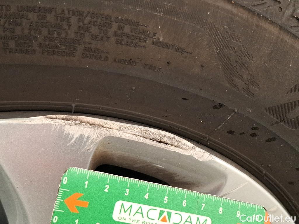  Citroen  C3 CITROEN  / 2016 / 5P / Berline PureTech 82 S&S BVM Feel Business #11