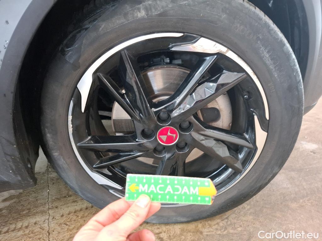  DS  DS7 DS DS 7 Crossback / 2017 / 5P / SUV E-TENSE 225 PERFORMANCE Line + #1