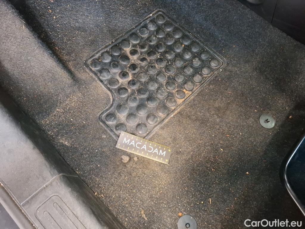  Fiat  500 FIAT   2015  3P  Berline Hybrid 10 BSG 70 ch Dolcevita #34