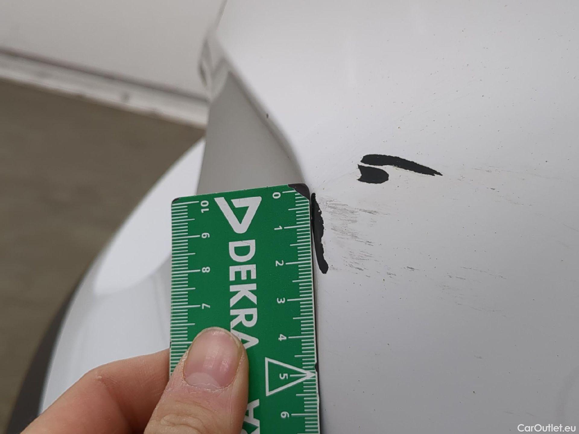  Citroen  C4  Berline Feel Pack Business 1.5 BlueHDI 110CV BVM6 E6d #31