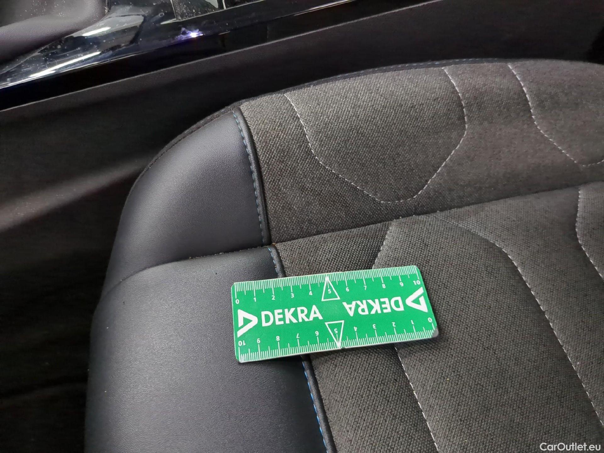  Citroen  C4  Berline Feel Pack Business 1.5 BlueHDI 110CV BVM6 E6d #6