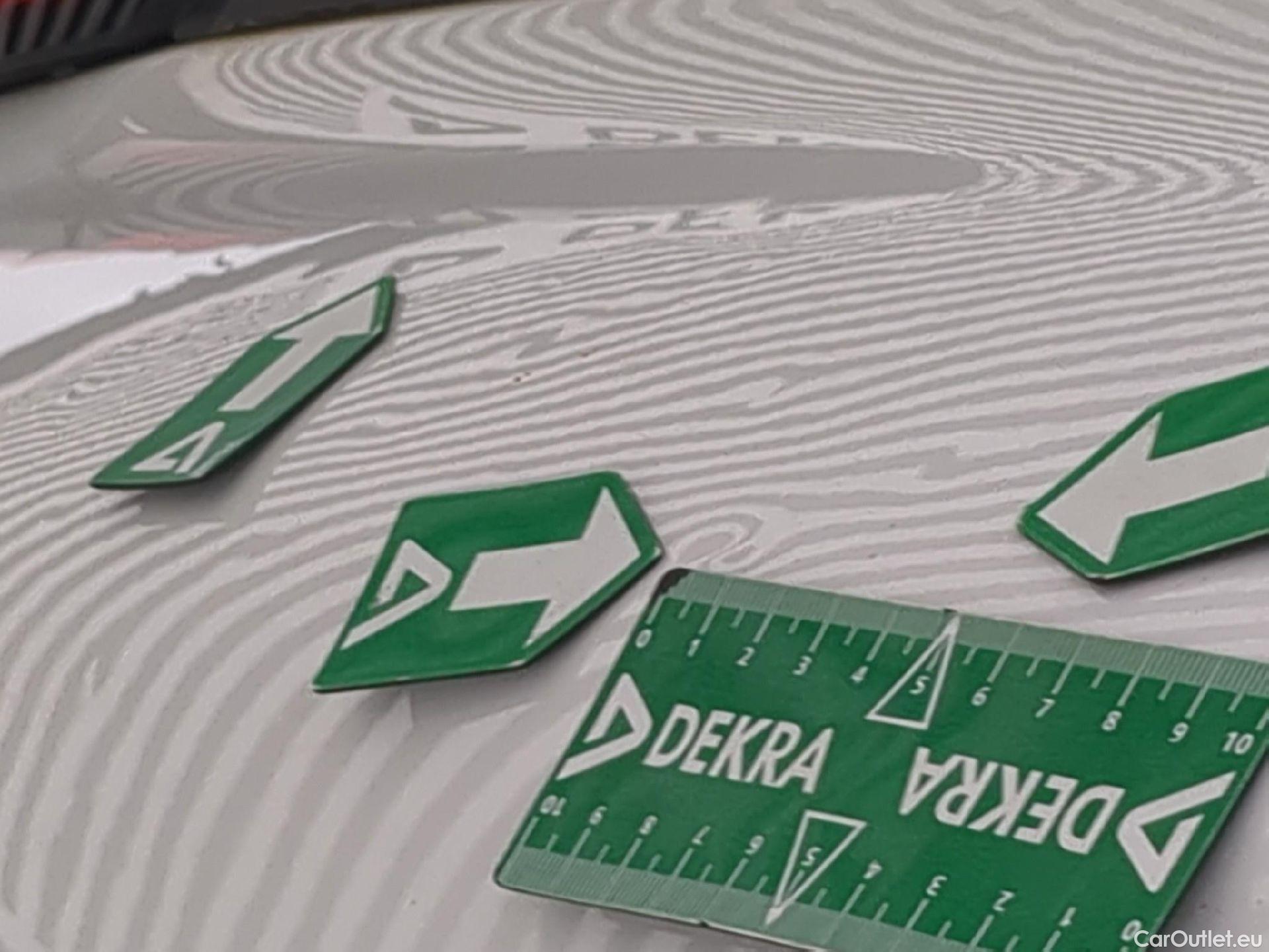  Citroen  C4  Berline Feel Pack Business 1.5 BlueHDI 110CV BVM6 E6d #54