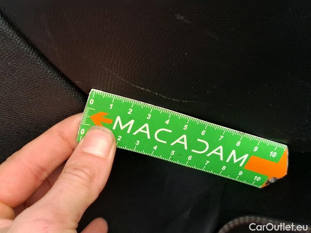  DS  DS7 DS DS 7 Crossback / 2017 / 5P / SUV E-TENSE 225 PERFORMANCE Line + #36