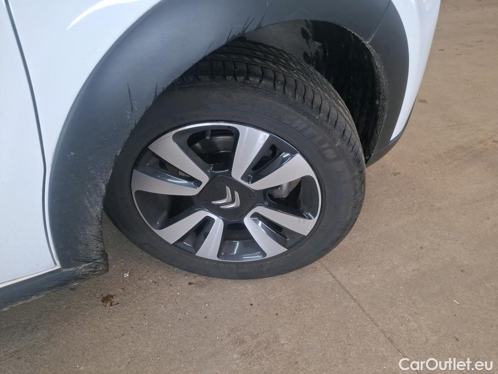  Citroen  C3  Shine 1.2 PureTech 80CV BVM5 6E #6